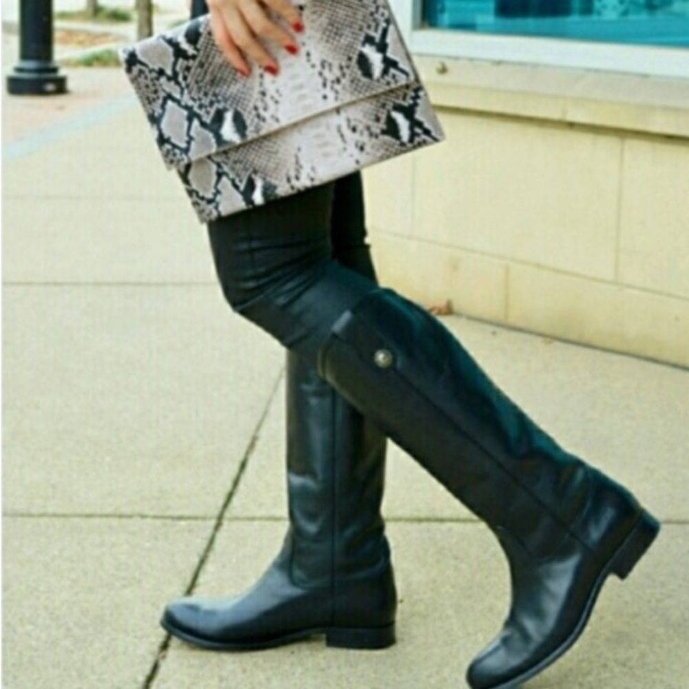 - NWT FRYE MELISSA BUTTON 2 BOOTS